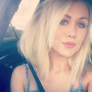 Meet your Posher, Laci